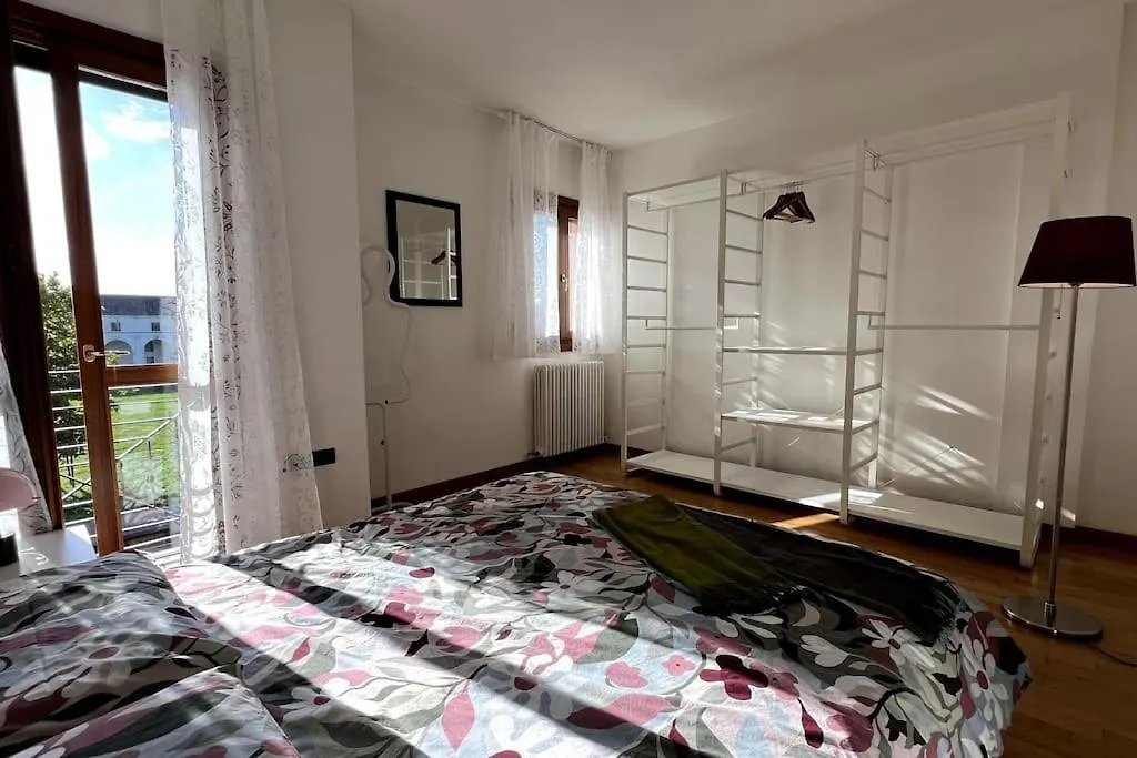Apartment Eleven Charme&Comfort - Padua Limena Italy