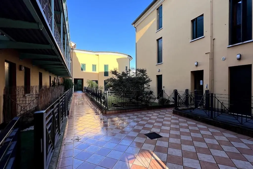 Apartment Eleven Charme&Comfort - Padua Limena