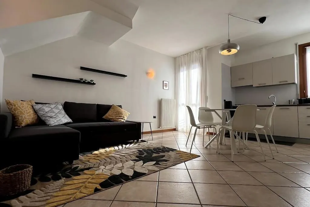 Apartment Eleven Charme&Comfort - Padua Limena